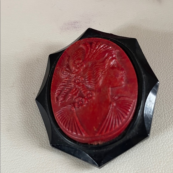 Source Unknown Jewelry - Vintage Red Cameo Brooch